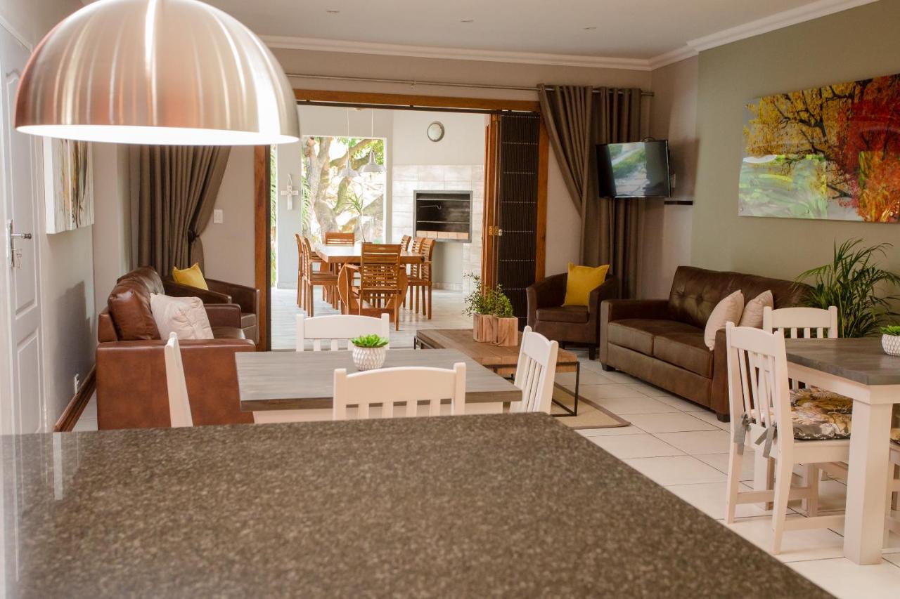 Vinique Guesthouse Mbombela Exteriör bild